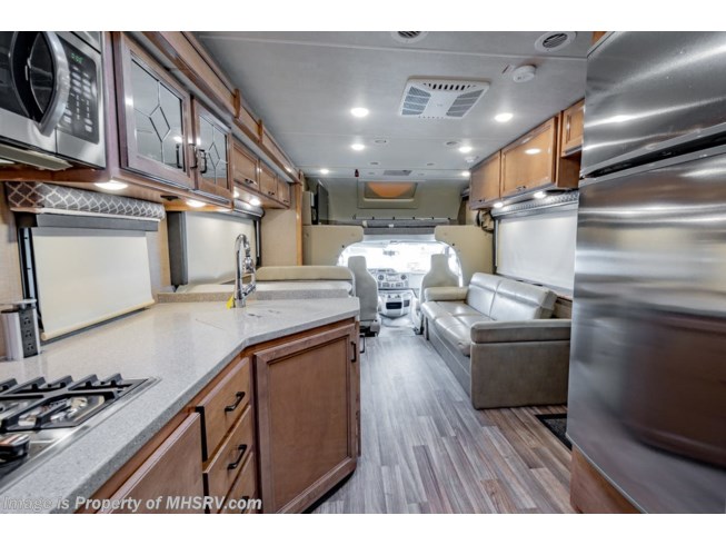 2019 Thor Motor Coach Quantum WS31 for Sale @ MHSRV W/ Jacks, Ext TV - New Class C For Sale by Motor Home Specialist in Alvarado, Texas