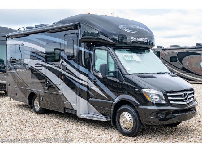 New 2019 Thor Motor Coach Synergy 24ST available in Alvarado, Texas