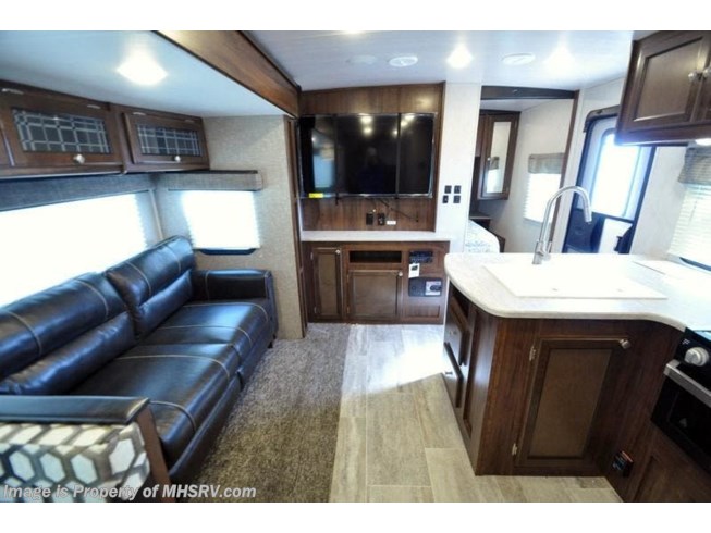 2019 Heartland Wilderness WD 3185 QB - New Travel Trailer For Sale by Motor Home Specialist in Alvarado, Texas