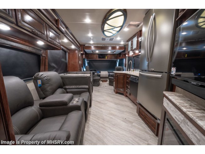 2019 Southwind 37FP by Fleetwood from Motor Home Specialist in Alvarado, Texas