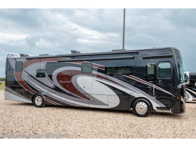 New 2019 Thor Motor Coach Venetian J40 Bath & 1/2 Luxury RV for Sale W/Theater Seats available in Alvarado, Texas
