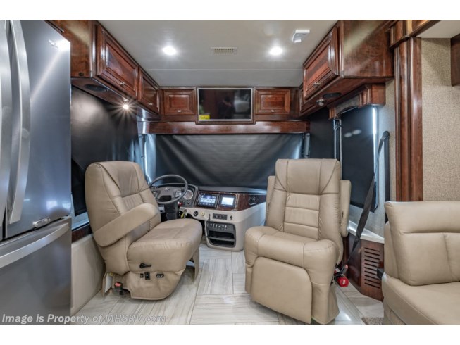 2019 Discovery LXE 40G Bunk Model RV for Sale W/ Tech Pkg, Aqua Hot by Fleetwood from Motor Home Specialist in Alvarado, Texas