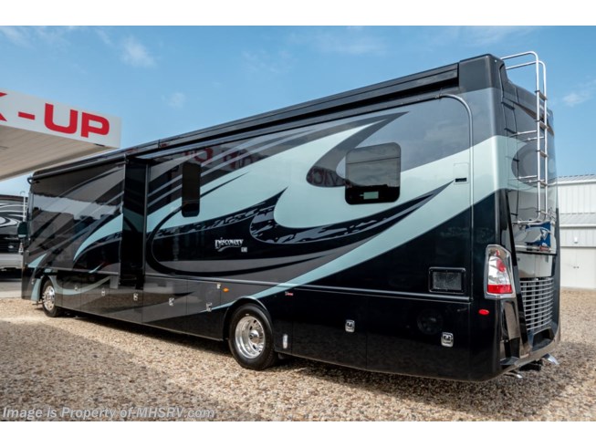 2019 Discovery LXE 40G Bunk Model RV W/ King, Aqua Hot by Fleetwood from Motor Home Specialist in Alvarado, Texas