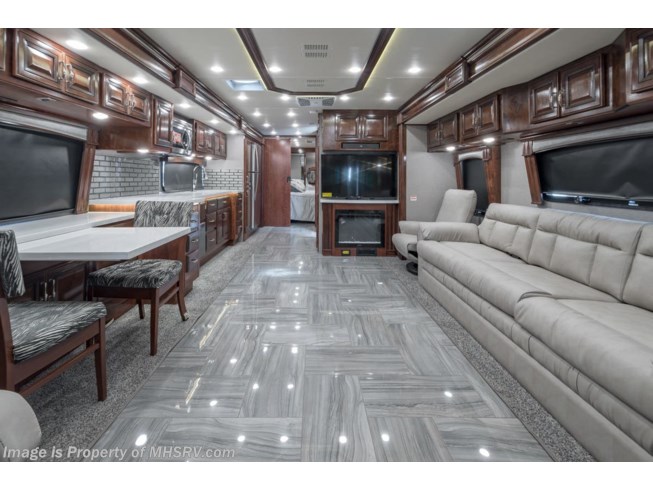 2019 Fleetwood Discovery 38F - New Diesel Pusher For Sale by Motor Home Specialist in Alvarado, Texas