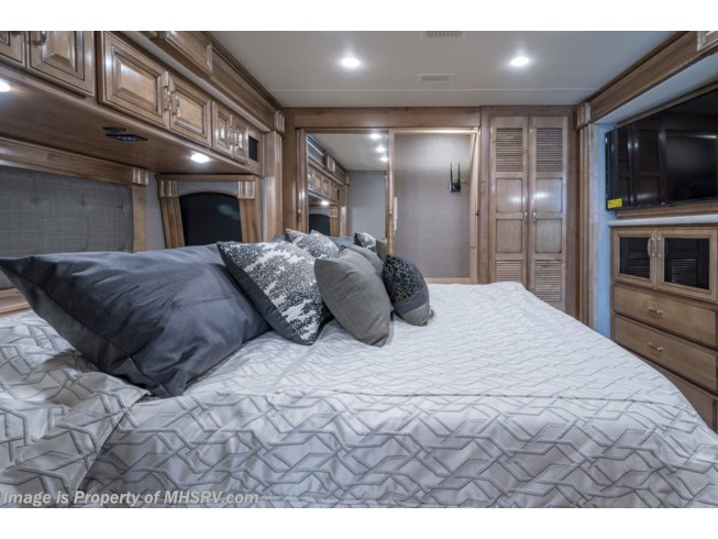 38 Rv 2019 Fleetwood Discovery 38F #MFW051854514 - For Sale in Alvarado, TX