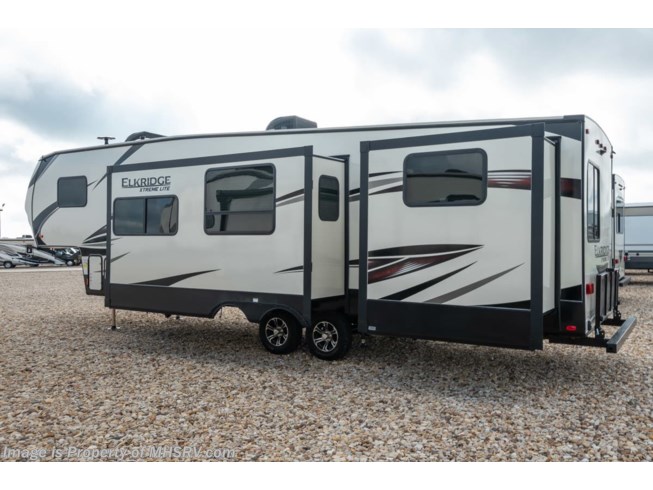 2019 ElkRidge Xtreme Light E326 Bunk Model W/2 A/Cs, Pwr Leveling, LED TV by Heartland from Motor Home Specialist in Alvarado, Texas