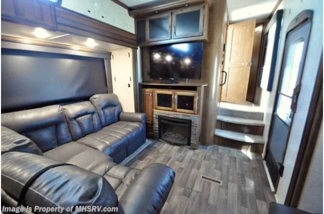 2016 Keystone Raptor 425TS Bath & 1/2 Toy Hauler W/ Gen, King, OH Loft