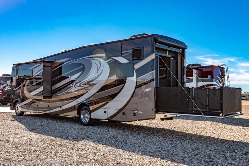 2019 Thor Motor Coach Outlaw Toy Hauler 37RB Toy Hauler RV W/ Garage ...
