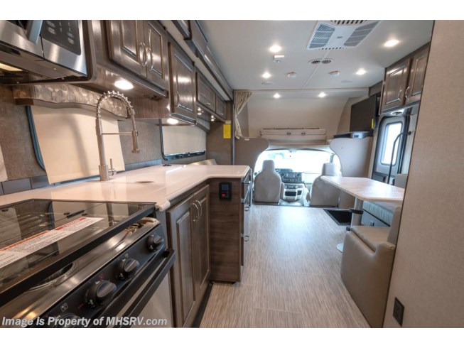 2019 Fleetwood Jamboree 30F - New Class C For Sale by Motor Home Specialist in Alvarado, Texas