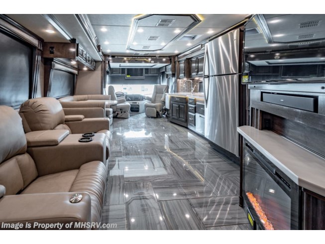 2019 Fleetwood Discovery 38K Bath & 1/2 W/ Theater Seats, 3 A/Cs, Tech Pkg - New Diesel Pusher For Sale by Motor Home Specialist in Alvarado, Texas