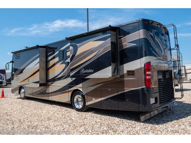 2014 Berkshire 360QL Diesel Pusher 360HP Consignment RV by Forest River from Motor Home Specialist in Alvarado, Texas