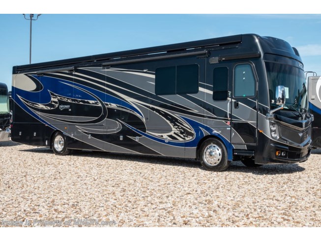 New 2019 Fleetwood Discovery LXE 40D Bath & 1/2 Luxury Diesel Pusher RV W/Tech Pkg available in Alvarado, Texas