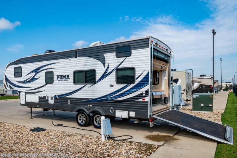 2014 Palomino Puma Unleashed 298 FQU Bunk Model 5th Wheel RV for Sale