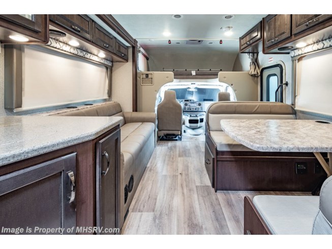2020 Thor Motor Coach Four Winds 31Y - New Class C For Sale by Motor Home Specialist in Alvarado, Texas