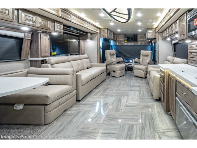 2019 Fleetwood Discovery LXE 40M Bath & 1/2 RV W/Theater Seats, Tech Pkg - New Diesel Pusher For Sale by Motor Home Specialist in Alvarado, Texas