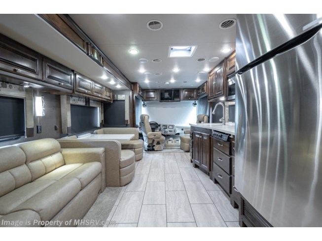 2016 Tiffin Open Road Allegro 32SA Class A RV W/ King, Ext TV, Res Fridge - Used Class A For Sale by Motor Home Specialist in Alvarado, Texas
