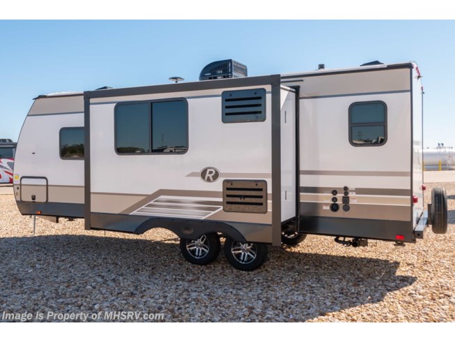 2019 Radiance R-22RB by Cruiser RV from Motor Home Specialist in Alvarado, Texas