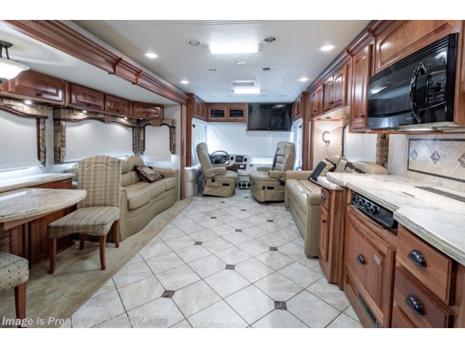 2009 Thor Motor Coach Mandalay 43C - Used Diesel Pusher For Sale by Motor Home Specialist in Alvarado, Texas