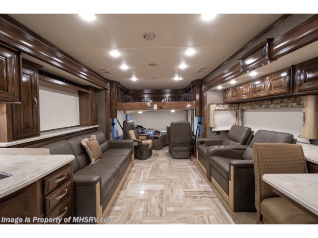 2017 Thor Motor Coach Venetian T42 Bath & 1/2 W/ Theater Seats Consignment RV - Used Diesel Pusher For Sale by Motor Home Specialist in Alvarado, Texas