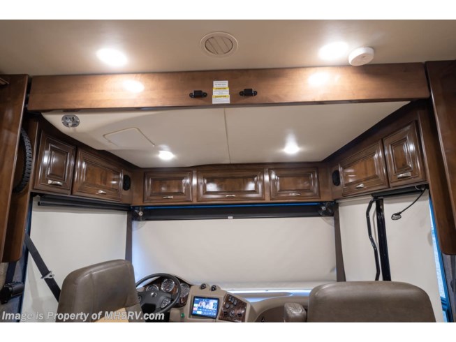 2017 Venetian T42 Bath & 1/2 W/ Theater Seats Consignment RV by Thor Motor Coach from Motor Home Specialist in Alvarado, Texas