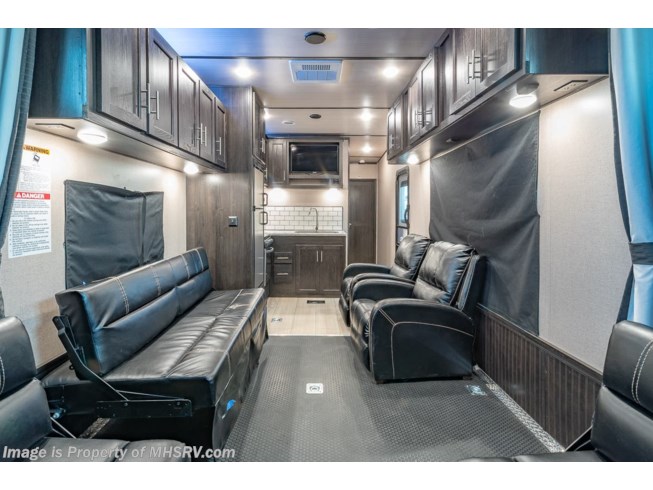 2018 Forest River XLR Nitro 28KW - Used Travel Trailer For Sale by Motor Home Specialist in Alvarado, Texas