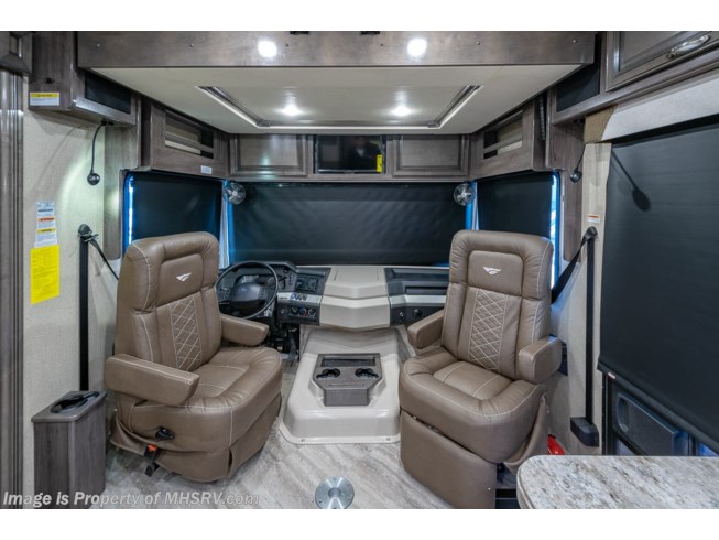 2019 Bounder 35K by Fleetwood from Motor Home Specialist in Alvarado, Texas