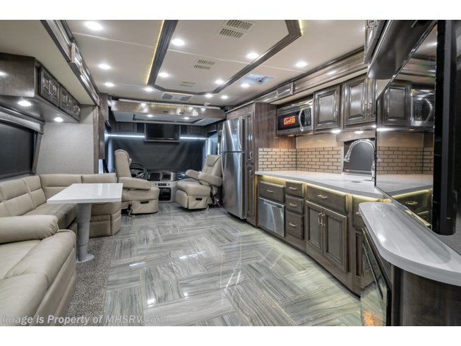 2019 Fleetwood Discovery 38N - New Diesel Pusher For Sale by Motor Home Specialist in Alvarado, Texas