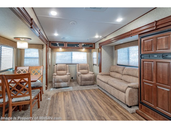 2017 Forest River Black Diamond 28SGW Fifth Wheel RV for Sale at MHSRV - Used Fifth Wheel For Sale by Motor Home Specialist in Alvarado, Texas