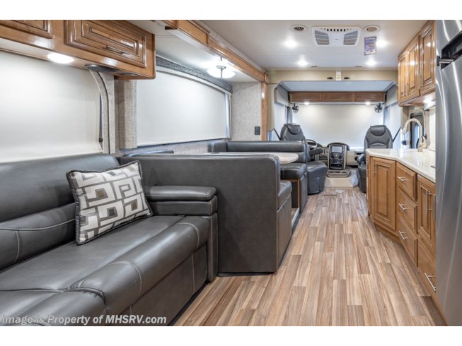 2019 Thor Motor Coach Miramar 37.1 - New Class A For Sale by Motor Home Specialist in Alvarado, Texas