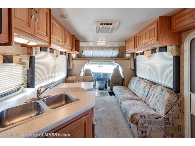 2006 Thor Motor Coach Four Winds 28A Class C RV for Sale at MHSRV - Used Class C For Sale by Motor Home Specialist in Alvarado, Texas