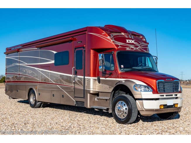 Used 2019 Dynamax Corp DX3 37TS Diesel Super C W/ Theater Seats, 350HP available in Alvarado, Texas