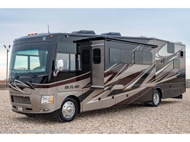 2015 Thor Motor Coach Outlaw 37LS Class A Gas Toy Hauler ...