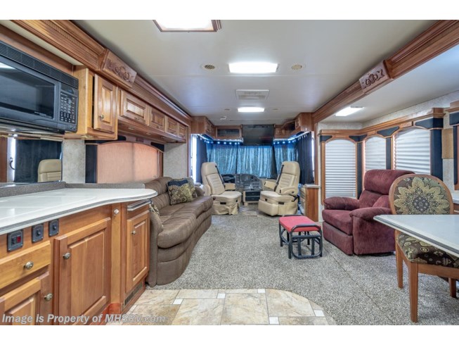 2005 Monaco RV Camelot 40PAQ - Used Diesel Pusher For Sale by Motor Home Specialist in Alvarado, Texas