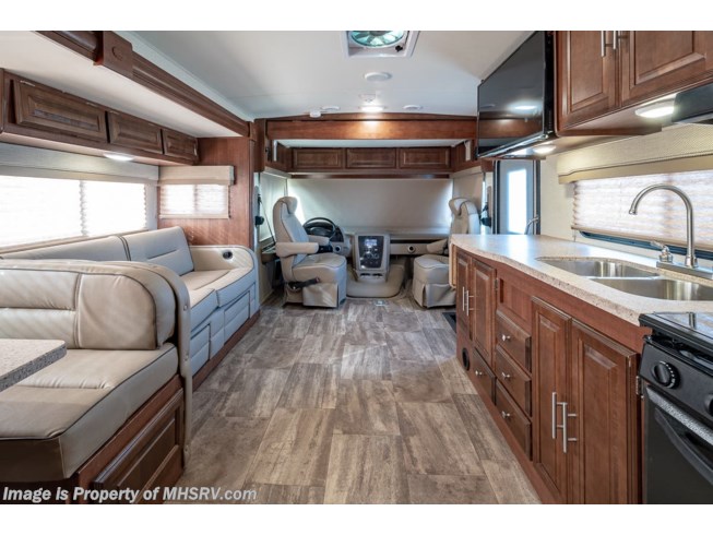 2017 Forest River Georgetown 3 Series GT3 30X3 - Used Class A For Sale by Motor Home Specialist in Alvarado, Texas