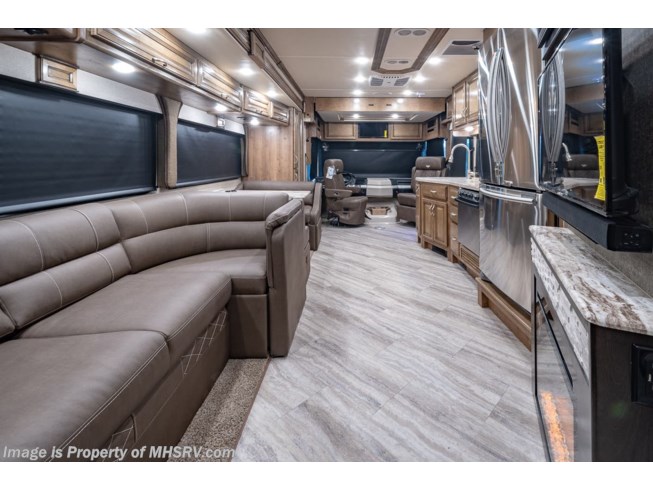 2019 Fleetwood Bounder 35K - New Class A For Sale by Motor Home Specialist in Alvarado, Texas