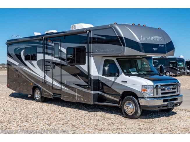 Used 2013 Fleetwood Jamboree 31N Bunk Model Class C RV for Sale W/ Ext TV available in Alvarado, Texas
