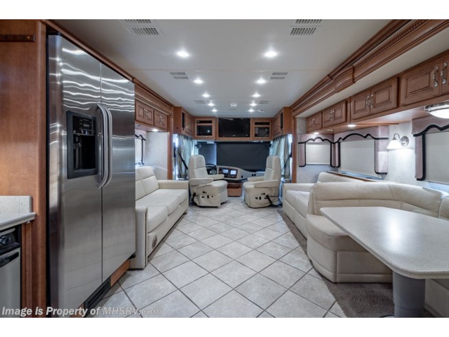 2011 Fleetwood Discovery 42C - Used Diesel Pusher For Sale by Motor Home Specialist in Alvarado, Texas