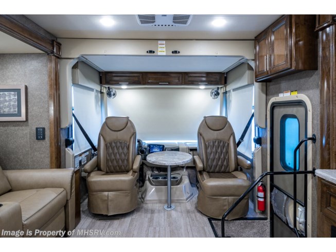 2020 Challenger 37FH by Thor Motor Coach from Motor Home Specialist in Alvarado, Texas