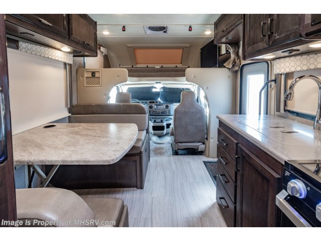 2020 Thor Motor Coach Quantum GR22 - New Class C For Sale by Motor Home Specialist in Alvarado, Texas
