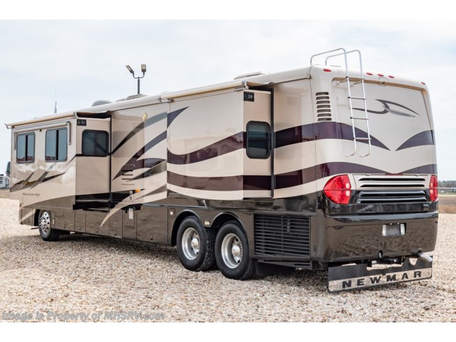 2005 Mountain Aire 4304 by Newmar from Motor Home Specialist in Alvarado, Texas