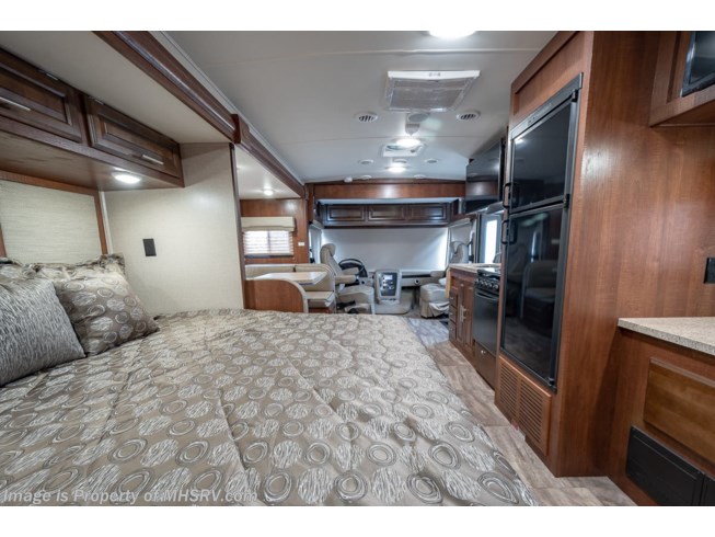 2017 Forest River Georgetown 3 Series GT3 24W3 - Used Class A For Sale by Motor Home Specialist in Alvarado, Texas