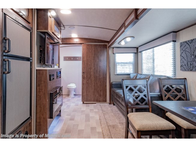 2020 Cruiser RV Radiance Ultra-Lite 25RB - New Travel Trailer For Sale by Motor Home Specialist in Alvarado, Texas
