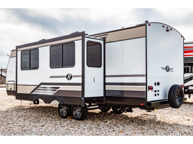 2020 Radiance Ultra-Lite 25RB by Cruiser RV from Motor Home Specialist in Alvarado, Texas