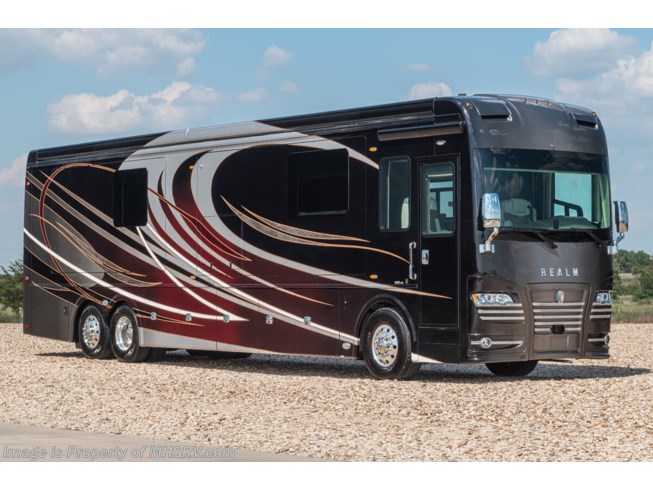New 2020 Foretravel Realm FS6 Luxury Villa 3 (LV3) Bath & 1/2 Model available in Alvarado, Texas