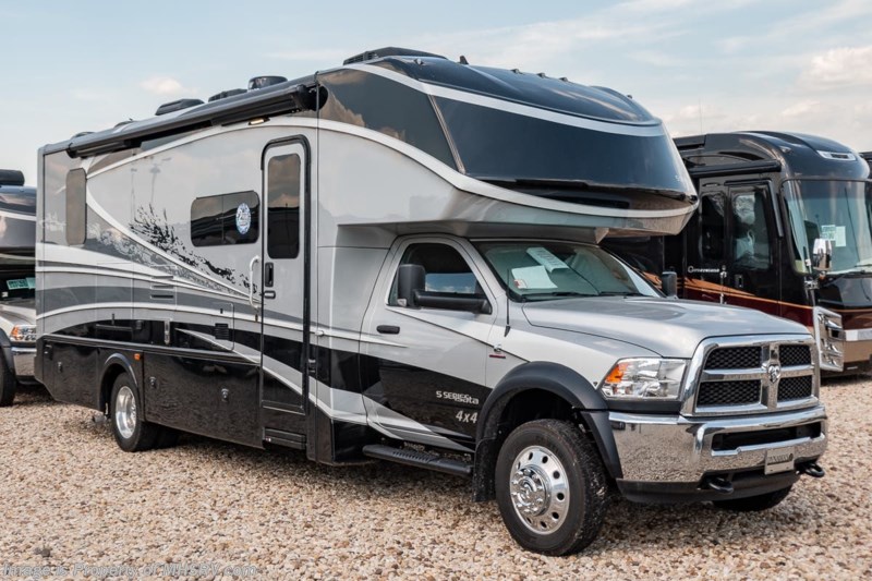 2019 Dynamax Corp Isata 5 Series 30FW 4x4 Diesel Super C W/ 8KW Dsl Gen ...