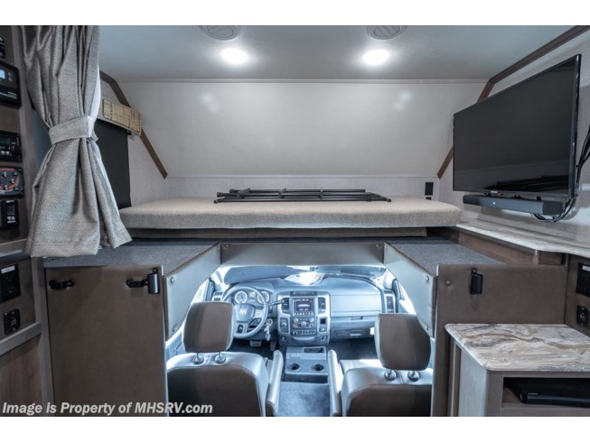 2019 Isata 5 Series 30FW by Dynamax Corp from Motor Home Specialist in Alvarado, Texas