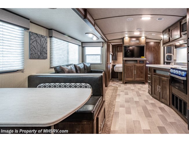 2020 Cruiser RV Radiance Ultra-Lite 30DS - New Travel Trailer For Sale by Motor Home Specialist in Alvarado, Texas