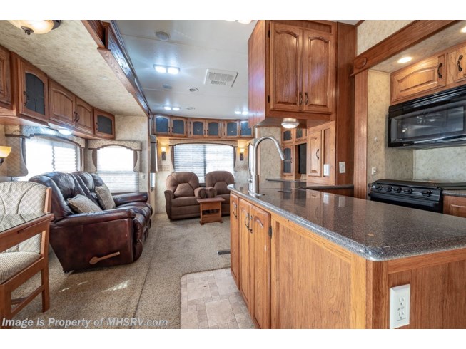 2011 Coachmen Brookstone 367RL - Used Fifth Wheel For Sale by Motor Home Specialist in Alvarado, Texas
