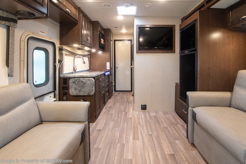 2020 Thor Motor Coach Outlaw Toy Hauler 29J Toy Hauler W/ Ext TV, WiFi ...