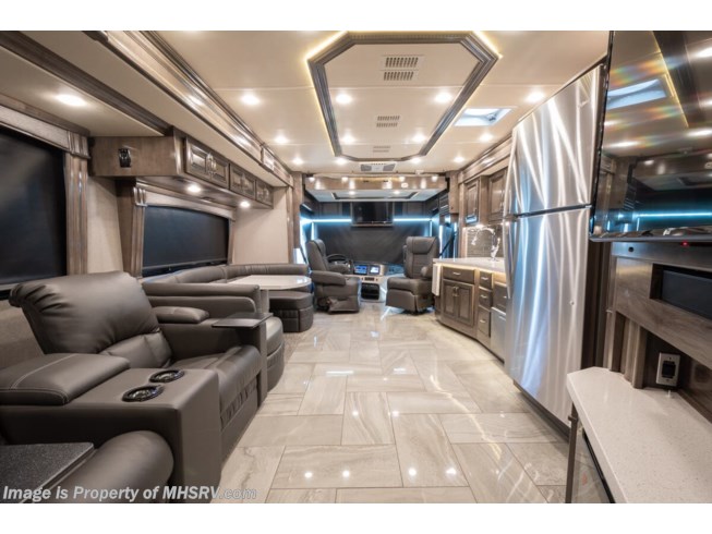 2019 Fleetwood Discovery 38K - New Diesel Pusher For Sale by Motor Home Specialist in Alvarado, Texas